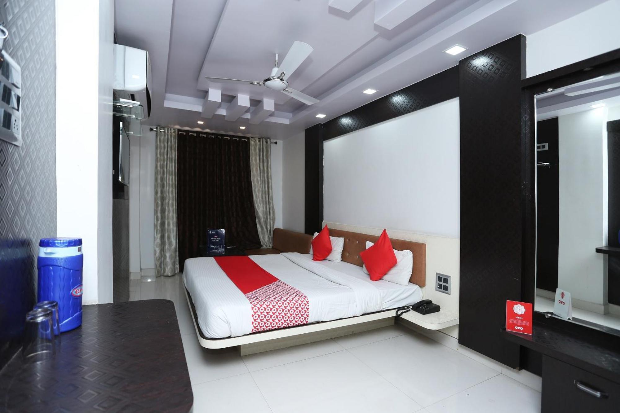 Collection O 3995 Hotel Shree Kishan Palace Bhopal Exterior foto