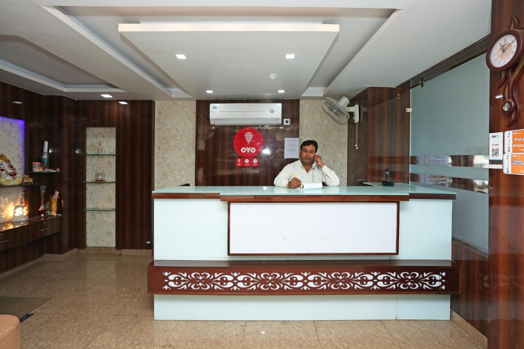 Collection O 3995 Hotel Shree Kishan Palace Bhopal Exterior foto